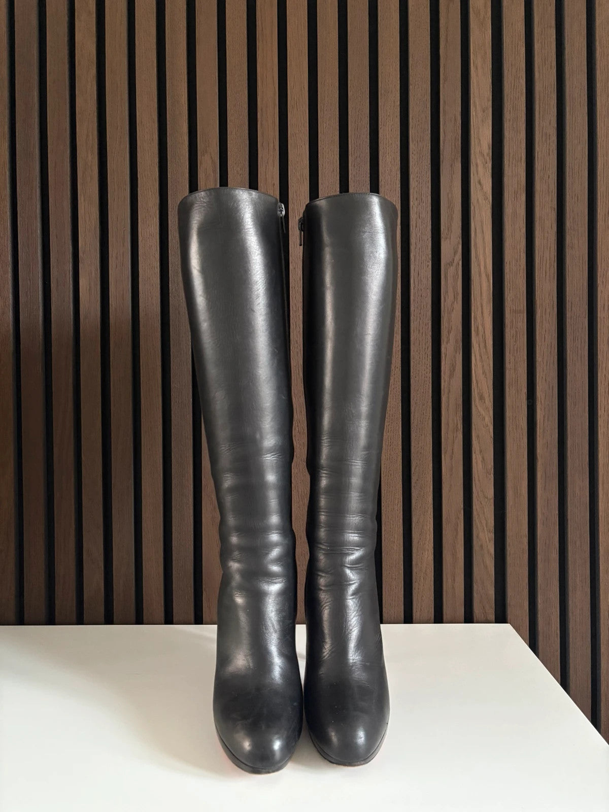 Christian Louboutin Bianca Black (image 4) Christian Louboutin Bianca 140 Black Leather Knee-High Boots - red sole detail
