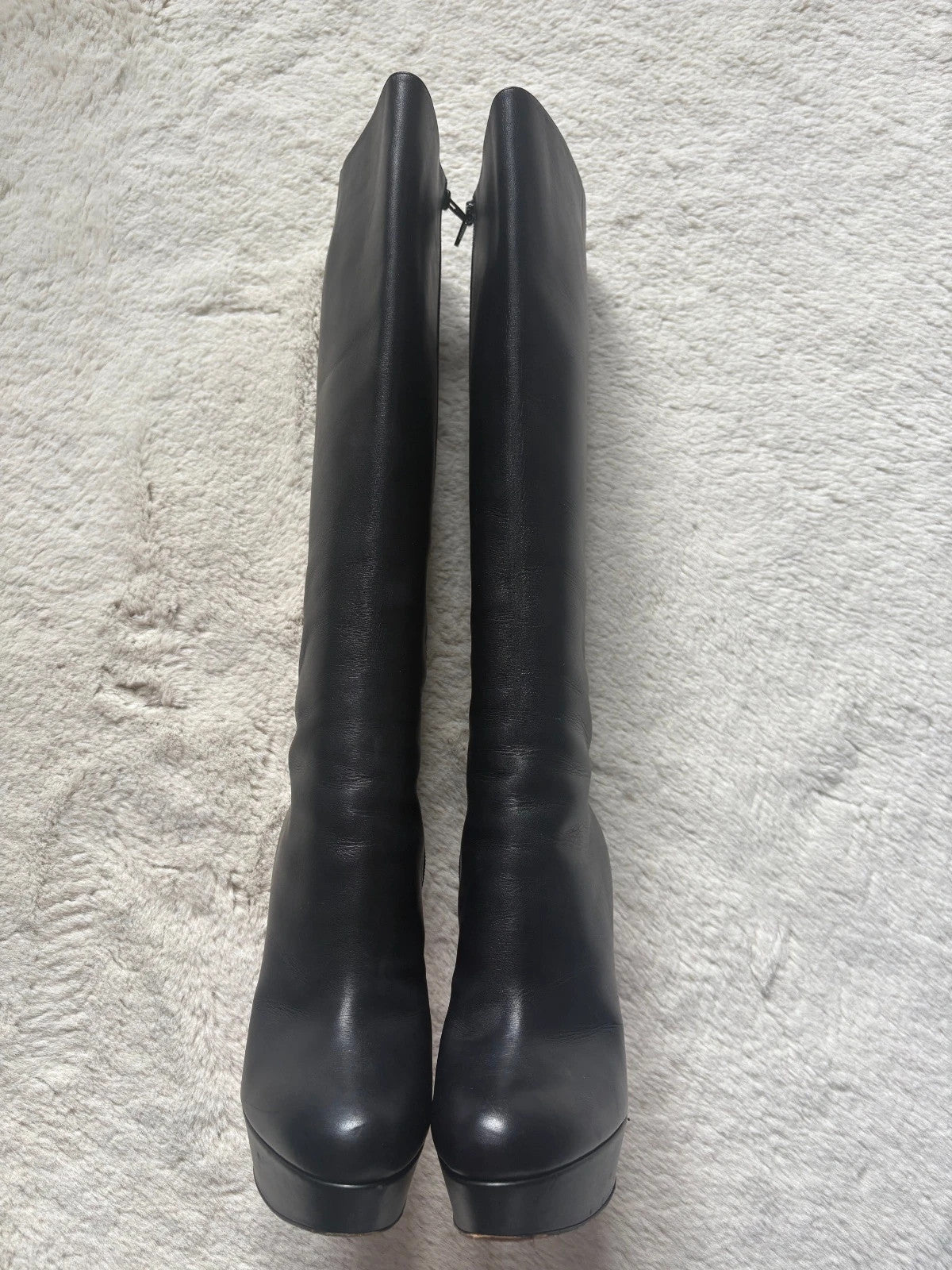 Christian Louboutin Taclou Botta Black (image 4) Christian Louboutin Taclou Botta 140 Black Leather Knee-High Boots - red sole detail