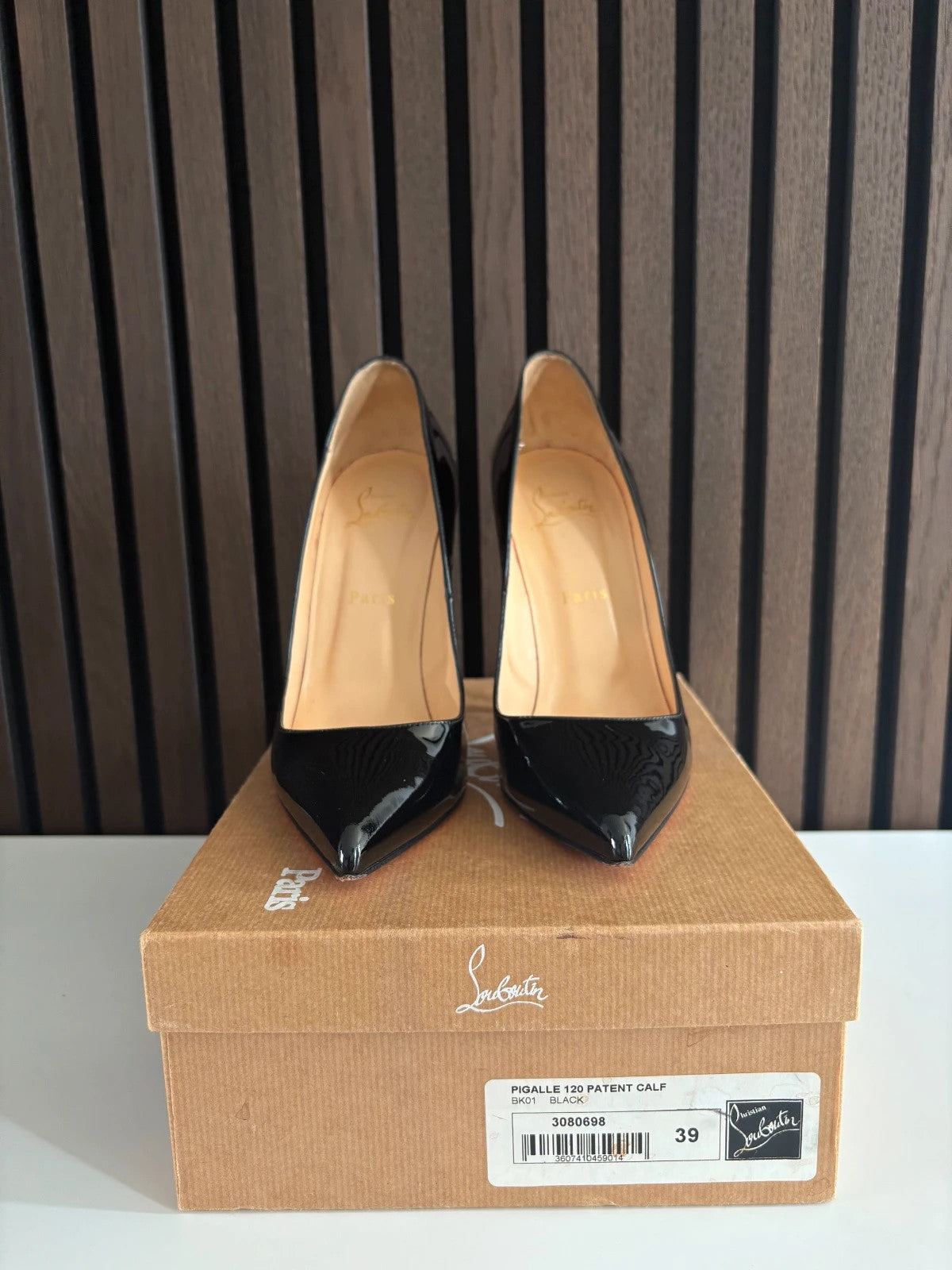 Christian Louboutin Pigalle Black (image 4) Christian Louboutin Pigalle 100 Black Patent Leather Heels - red sole detail