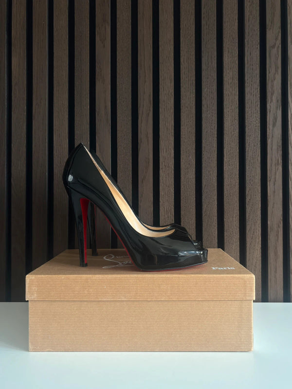 Christian Louboutin Very Prive 120 Black Patent Leather Heels - Detail