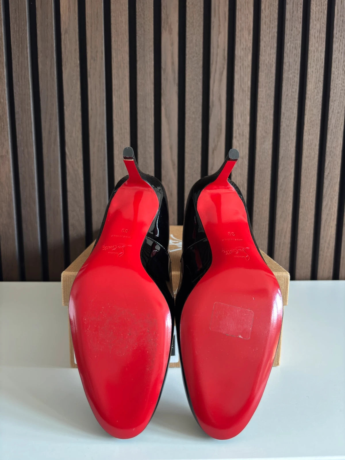 Christian Louboutin Simple Pump Red (image 4) Christian Louboutin Simple Pump 85 Red Patent Leather Heels - red sole detail