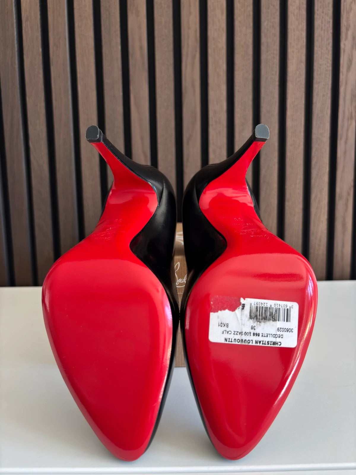 Christian Louboutin Décolleté Calf Black (image 6) Christian Louboutin Décolleté Calf Black Leather Heels - additional view 6