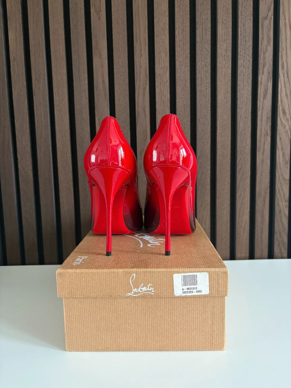 Christian Louboutin Degrade Kate Red (image 4) Christian Louboutin Degrade Kate 100 Patent Leather Heels - red sole detail