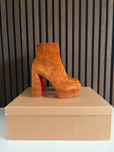 Christian Louboutin Movia 130 Foxy Brown Veau Velours Booty