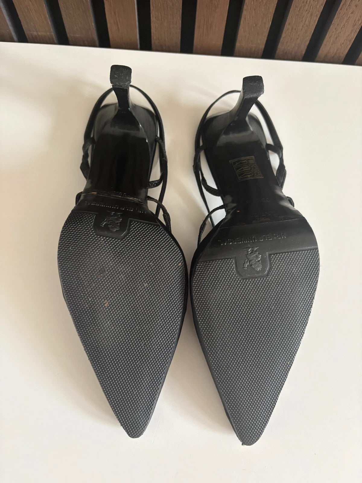 Gucci Gucci Vintage Slingback Black (image 5) Gucci Gucci Vintage Slingback Black Satin Heels - heel and construction