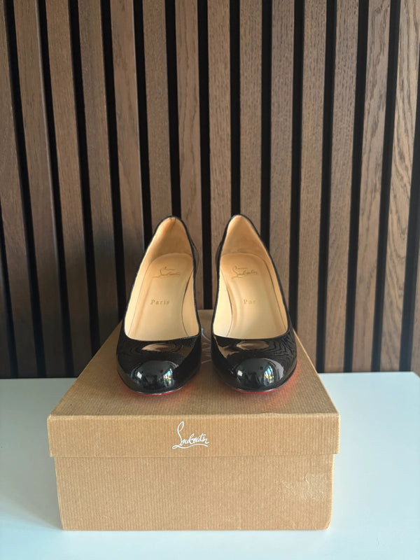 Christian Louboutin Simple Pump 85 Black Patent Leather Heels - Detail