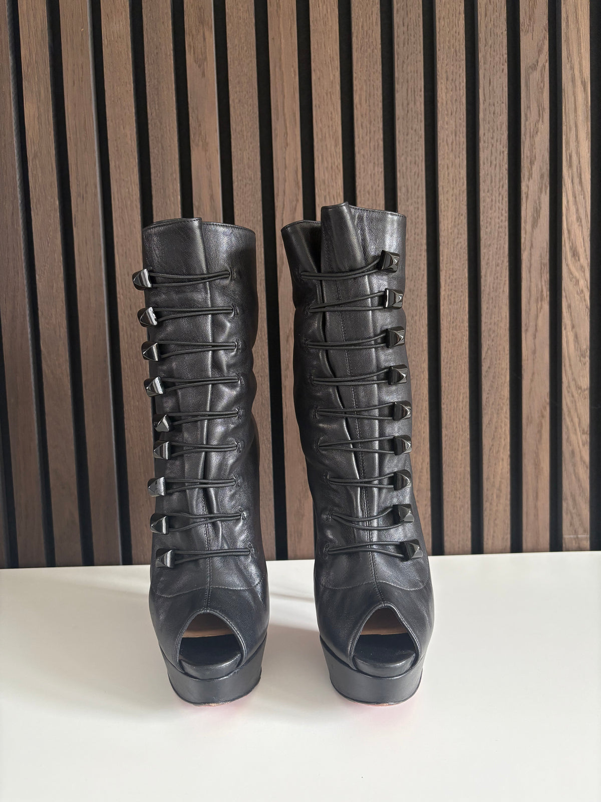Christian Louboutin Alta Boutin 150mm heel Black Nappa Leather, pre-owned authenticated UK, interior view Christian Louboutin Alta Boutin 150mm Black Nappa Leather Size EU 38 - red sole detail
