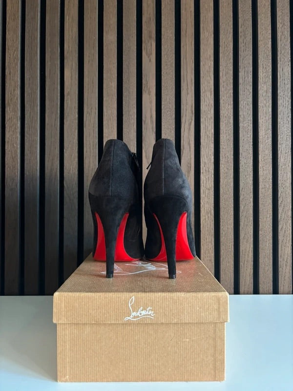 Christian Louboutin Belle Black Suede, pre-owned authenticated UK, side view Christian Louboutin Belle Black Suede Boots (EU 38 / UK 5) - alternate angle
