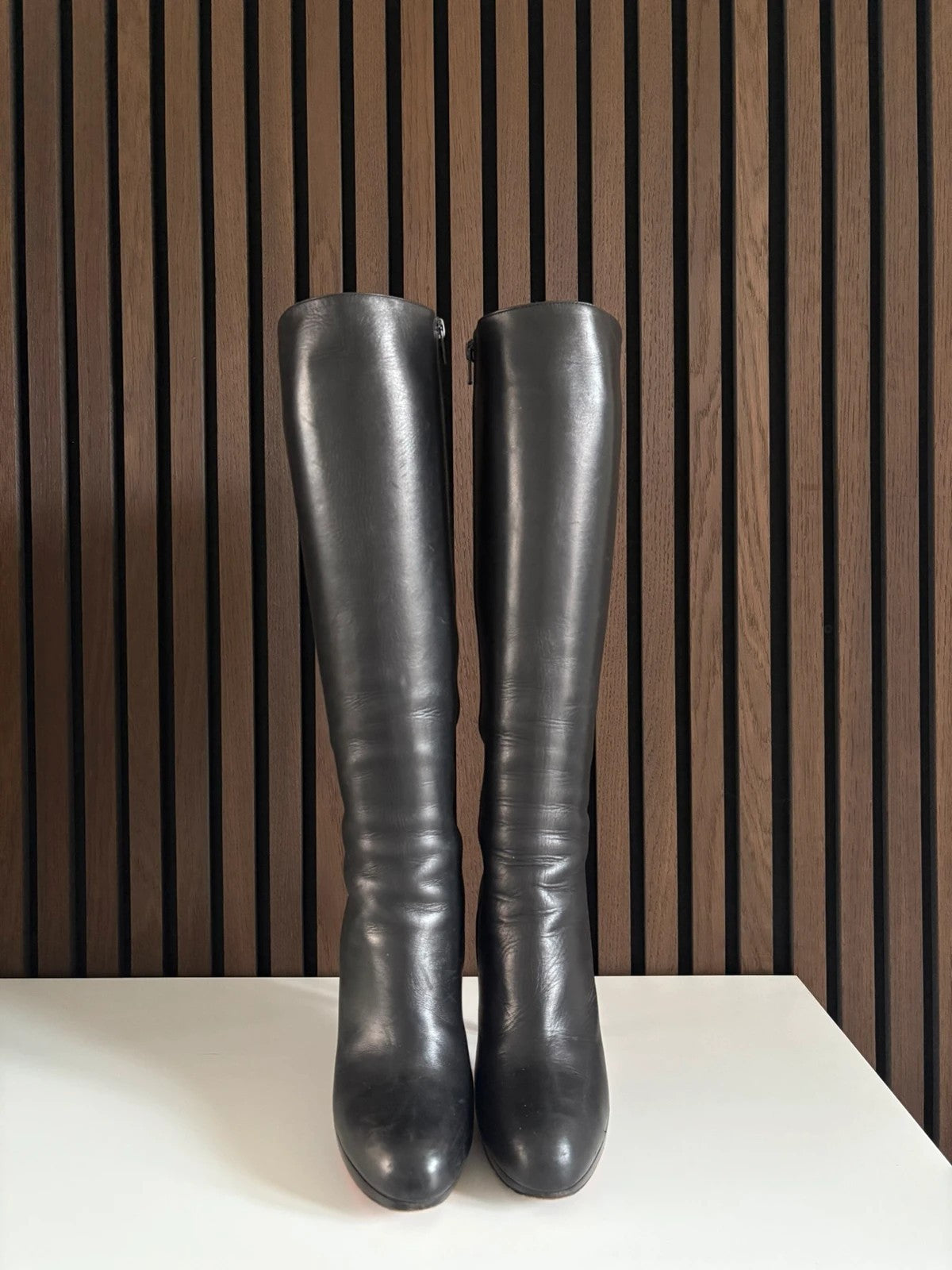 Christian Louboutin Bianca 120 Leather Black - Sole Christian Louboutin Bianca 120 Leather Black Boots (EU 38 / UK 5) - red sole detail