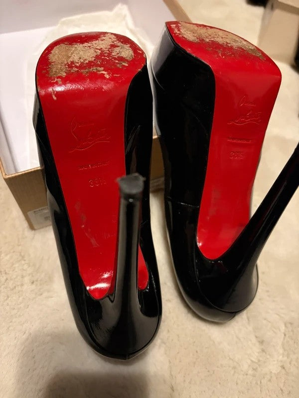 Christian Louboutin Bianca 140mm heel Black Patent Leather, pre-owned authenticated UK, close-up detail Christian Louboutin Bianca 140 Platform Heels Black (EU 38.5 / UK 5.5) - heel and construction
