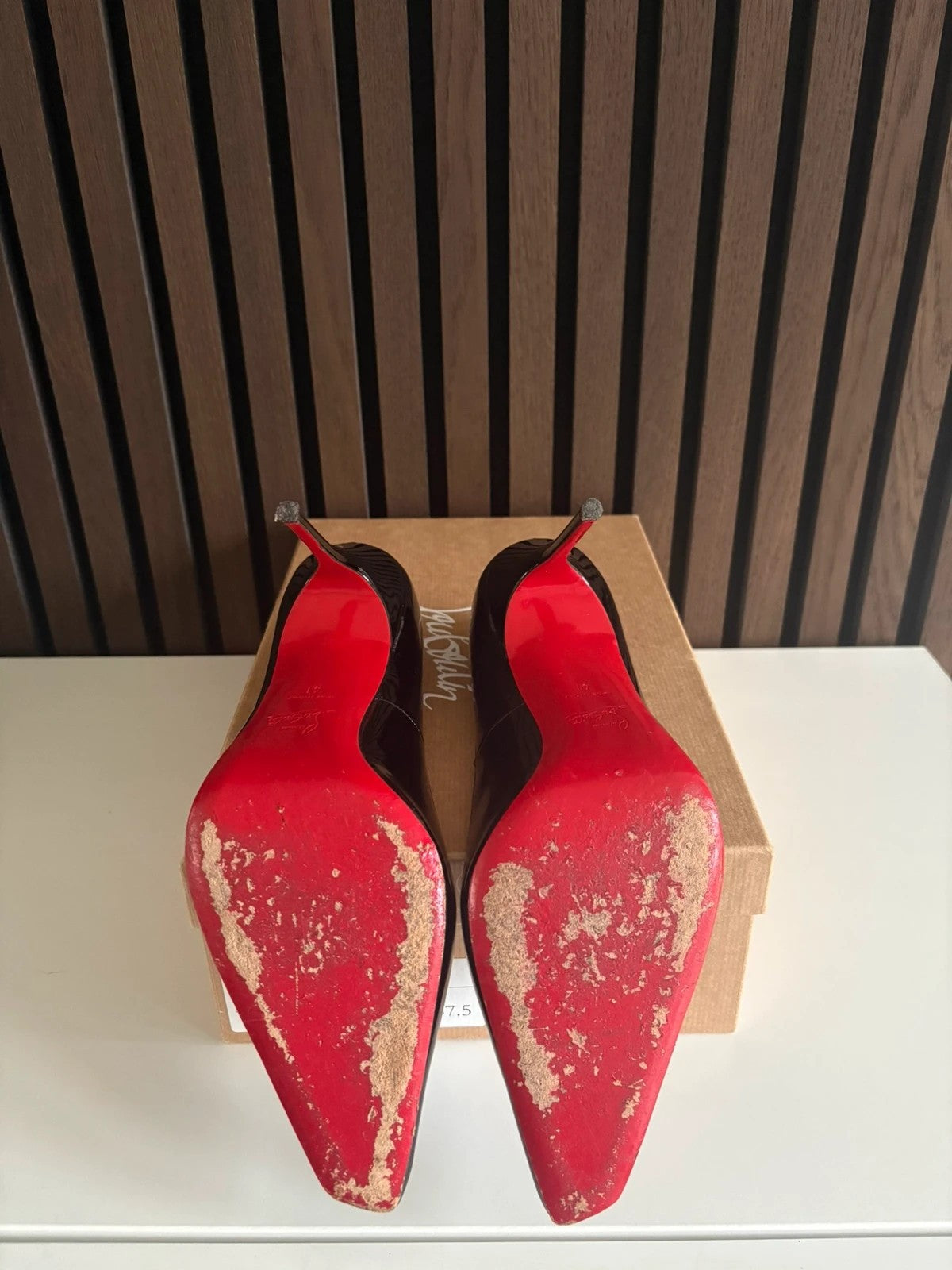 Christian Louboutin Court 100 Patent Leather Black - Additional View Christian Louboutin Court 100 Patent Leather Black Heels (EU 41 / UK 8) - additional view 7