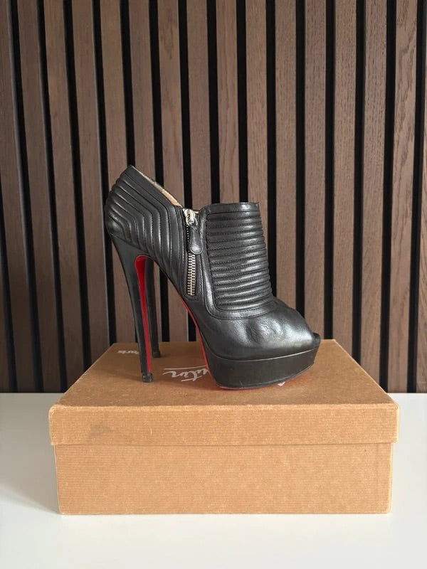 Christian Louboutin Futura Black Leather Platform Boots (EU 39 / UK 6) - Detail