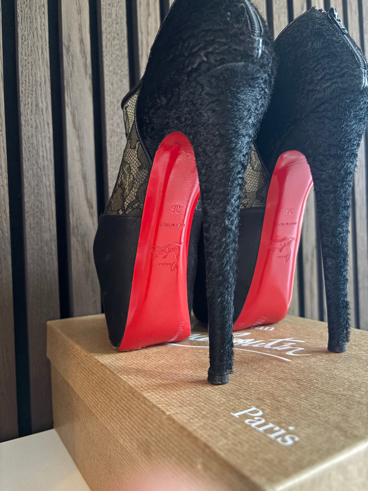 Christian Louboutin Green Fabric, pre-owned authenticated UK, heel and sole detail Christian Louboutin Satin Lace Chantilly Astrakan 160 Heels - detail view