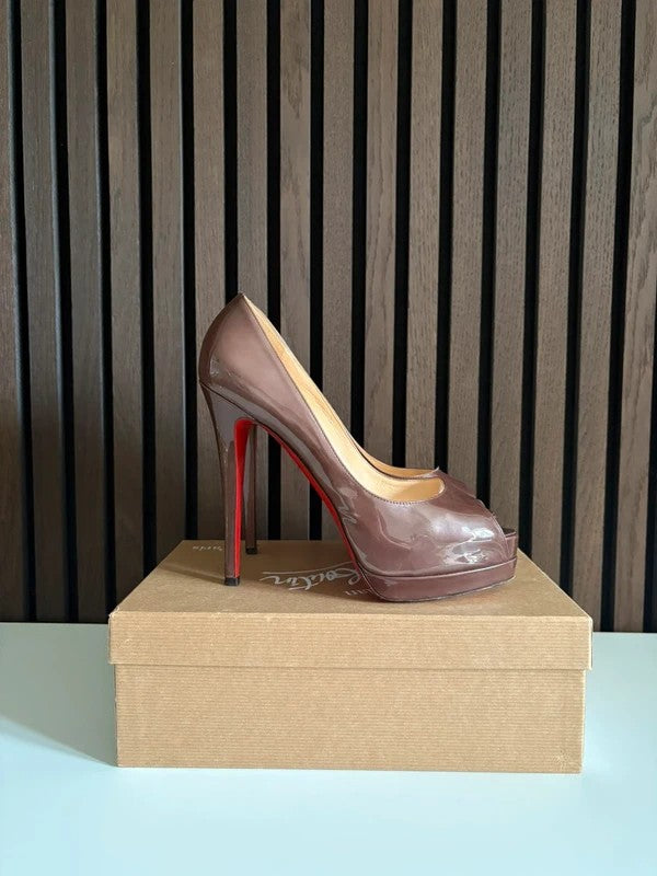 Christian Louboutin Lady Peep 150mm heel Burgundy Patent Leather, pre-owned authenticated UK, heel and sole detail Christian Louboutin Lady Peep Burgundy Patent Leather Heels (EU 40 / UK 7) - detail view