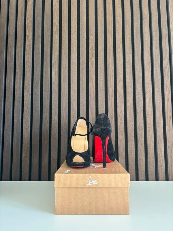 Christian Louboutin Mascaralta 100mm heel Black Suede, pre-owned authenticated UK, interior view Christian Louboutin Mascaralta Suede Ankle Strap Black (EU 36.5 / UK 3.5) - red sole detail