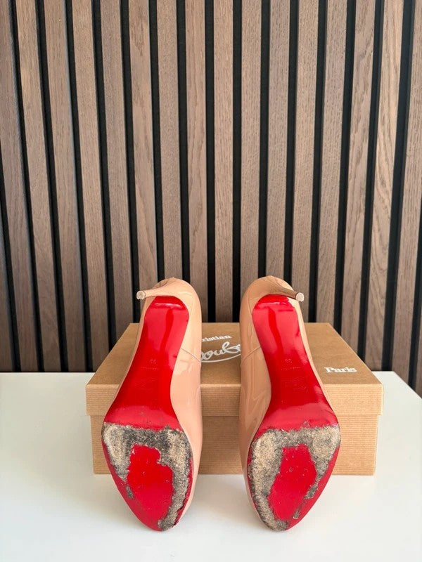 Christian Louboutin New Very Prive 120mm heel Apricot Leather, pre-owned authenticated UK, close-up detail Christian Louboutin New Very Prive 120 Nude Platform Heels (EU 39 / UK 6) - heel and construction