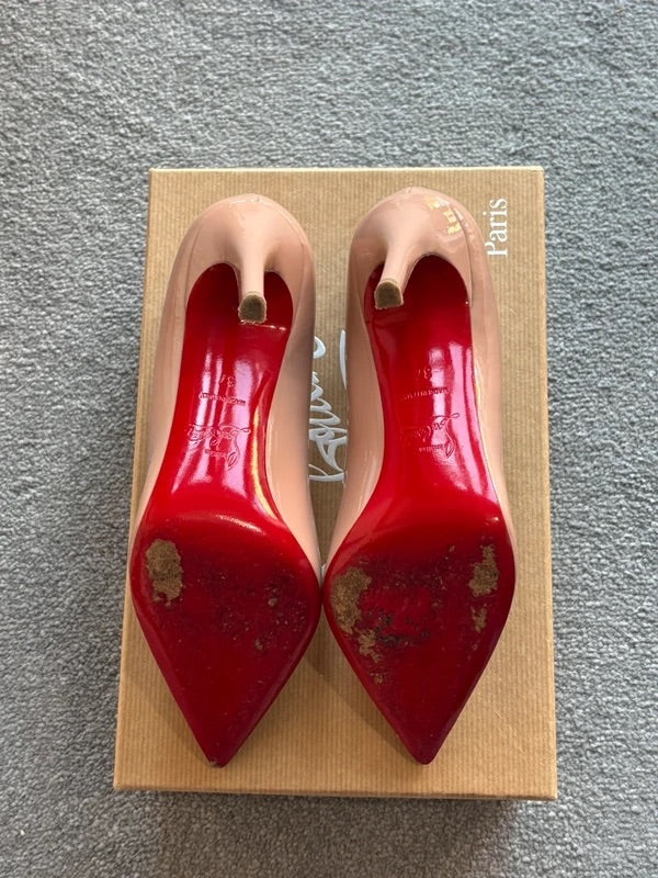 Christian Louboutin Pigalle Nude Patent Leather, pre-owned authenticated UK, interior view Christian Louboutin Pigalle Nude Patent Leather Heels (EU 38 / UK 5) - red sole detail