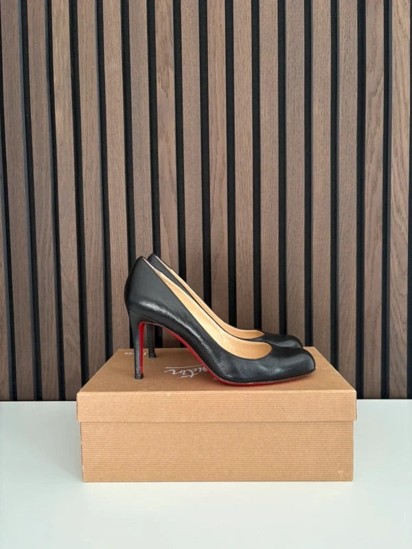 Christian Louboutin Simple Pump Black Leather Heels (EU 36 / UK 3) - Detail