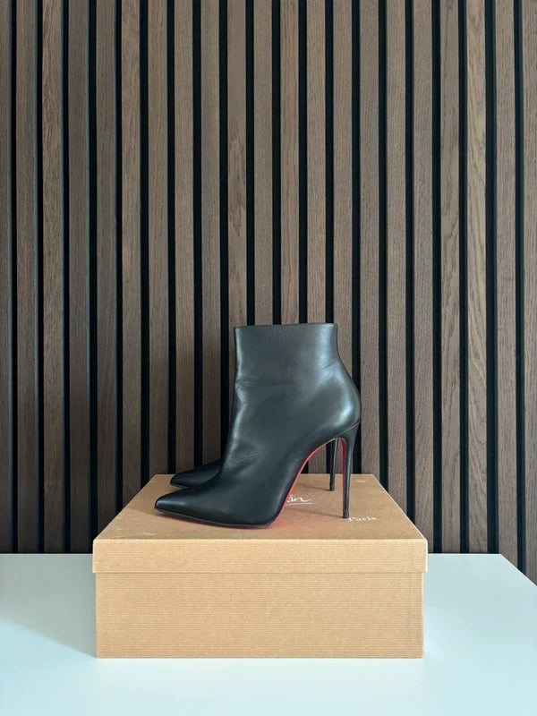 Christian Louboutin So Kate 100mm heel Black Leather, pre-owned authenticated UK Christian Louboutin So Kate Black Leather Ankle Boots (EU 39.5 / UK 6.5) - main product view