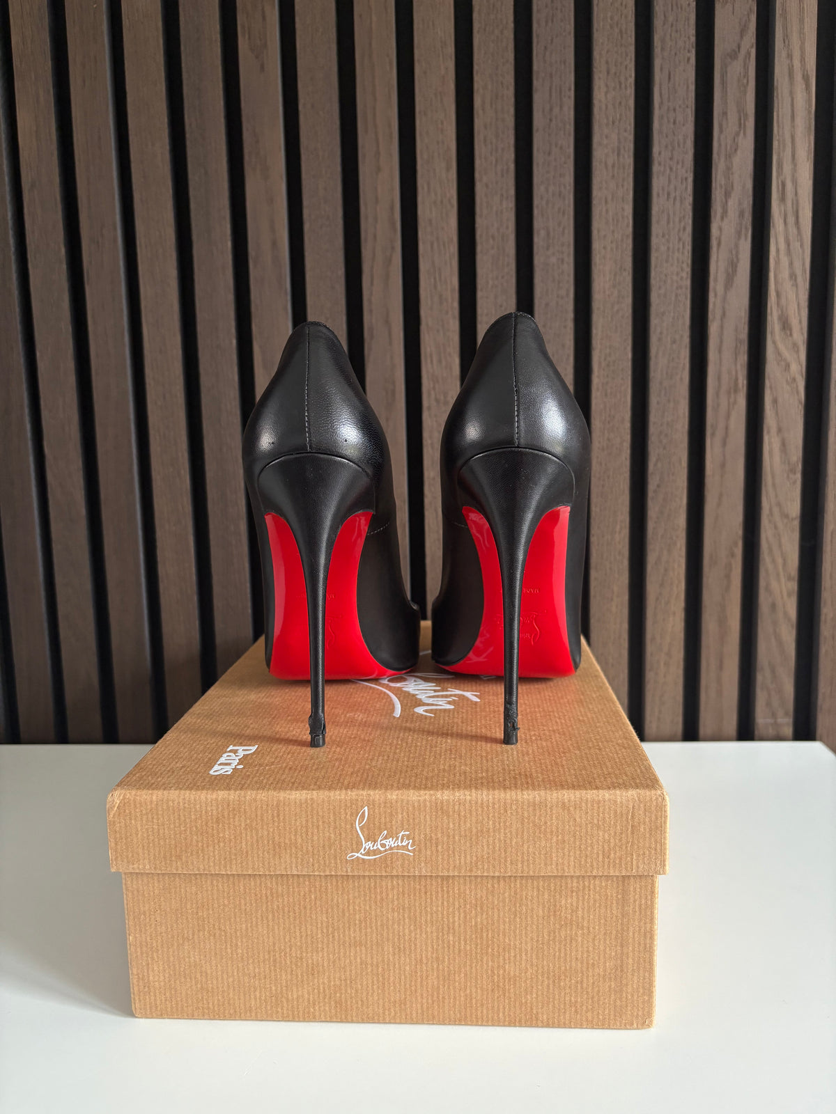Christian Louboutin So Kate 120mm heel Black Leather, pre-owned authenticated UK, interior view Christian Louboutin So Kate 120mm Black Leather Size EU 39 | UK 6 - red sole detail