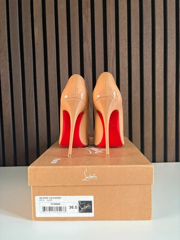 Christian Louboutin So Kate 120mm heel Apricot Patent Leather, pre-owned authenticated UK, interior view Christian Louboutin So Kate 120 Patent Leather Nude Heels (EU 36.5 / UK 3.5) - red sole detail