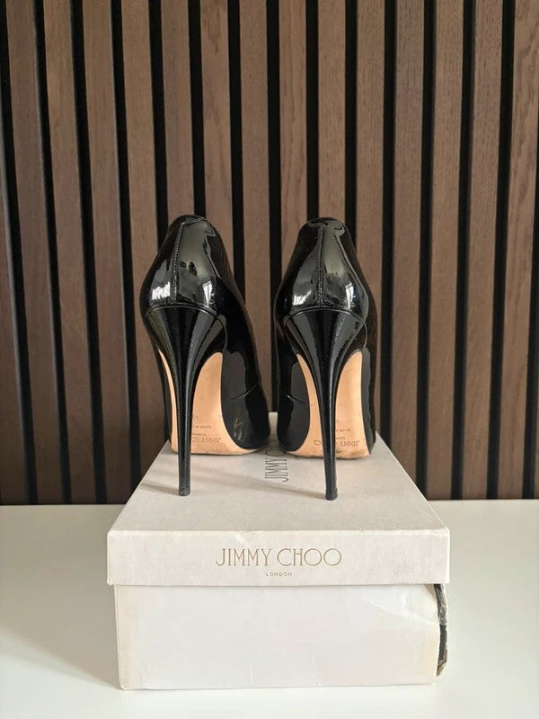 Jimmy Choo 100mm heel Black Patent Leather, pre-owned authenticated UK, close-up detail Jimmy Choo Love 100 Patent Leather Black Heels (EU 41 / UK 8) - heel and construction
