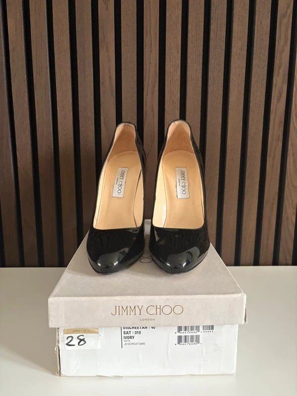 Jimmy Choo 100mm heel Black Patent Leather, pre-owned authenticated UK, heel and sole detail Jimmy Choo Love 100 Patent Leather Black Heels (EU 41 / UK 8) - detail view
