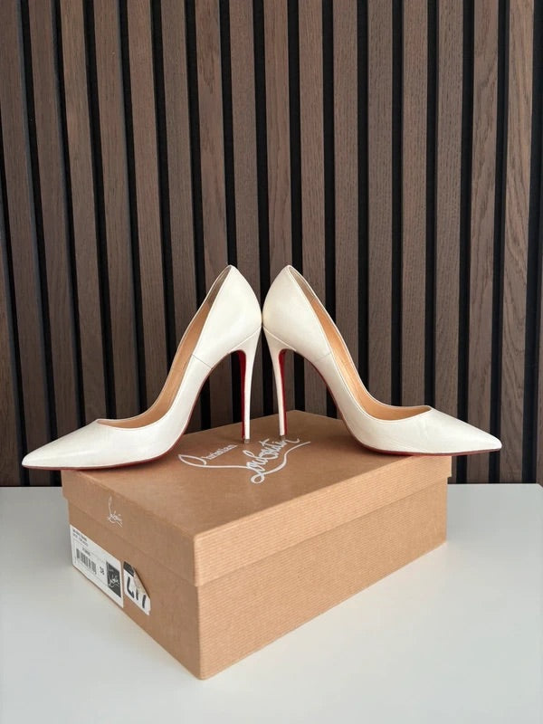Christian Louboutin So Kate White Leather Heels (EU 38 / UK 5)